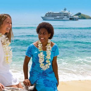 Fiji - Captain Cook Cruises - Reef Endeavour - Beach view